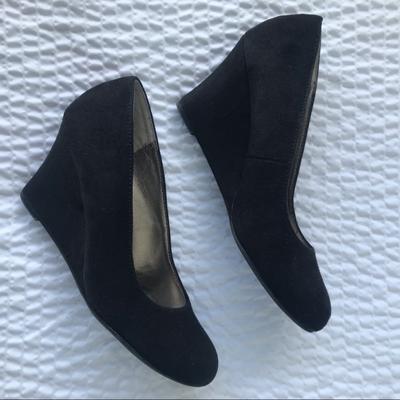 Dexter black suede wedges size 7 - Picture 4 of 8